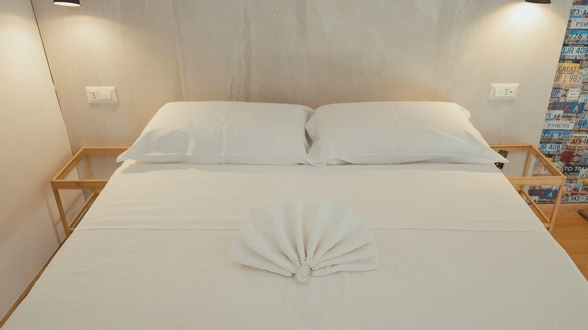 B&B Sweet Sleep Naples 2*,